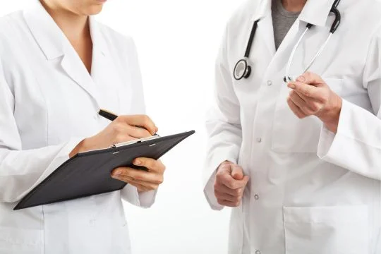 Orange_Medical_Care_Adolescent_Health_Issues_Doctors_Discussion